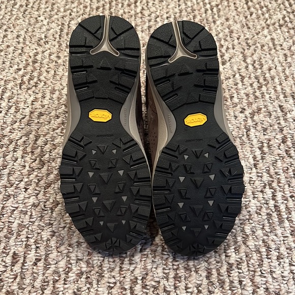 Danner Inquire Mid - Picture 2 of 4